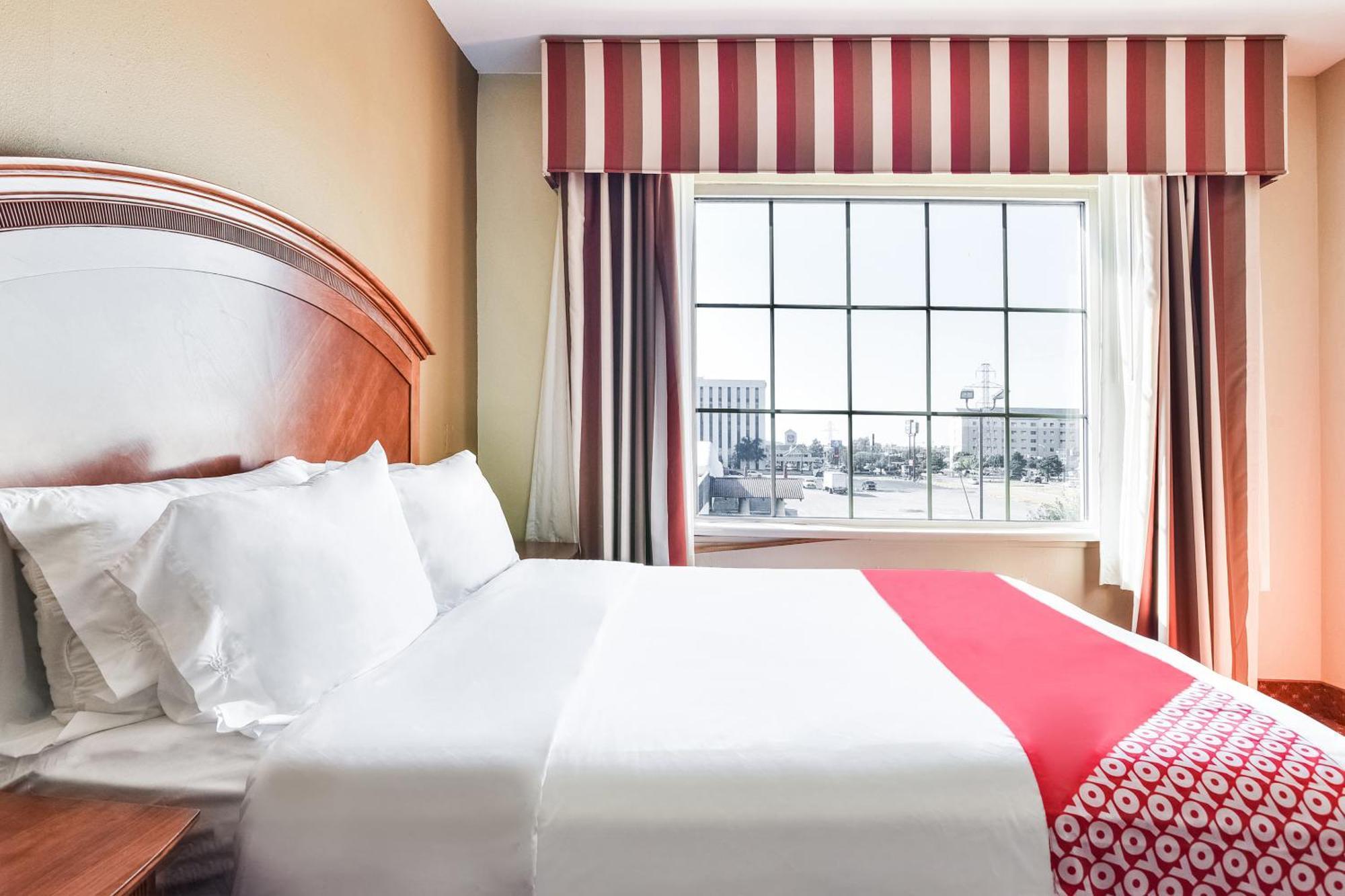 Hotel Oyo Townhouse Airport 3*
