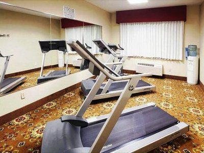 Oyo Townhouse Airport Hotel 3*